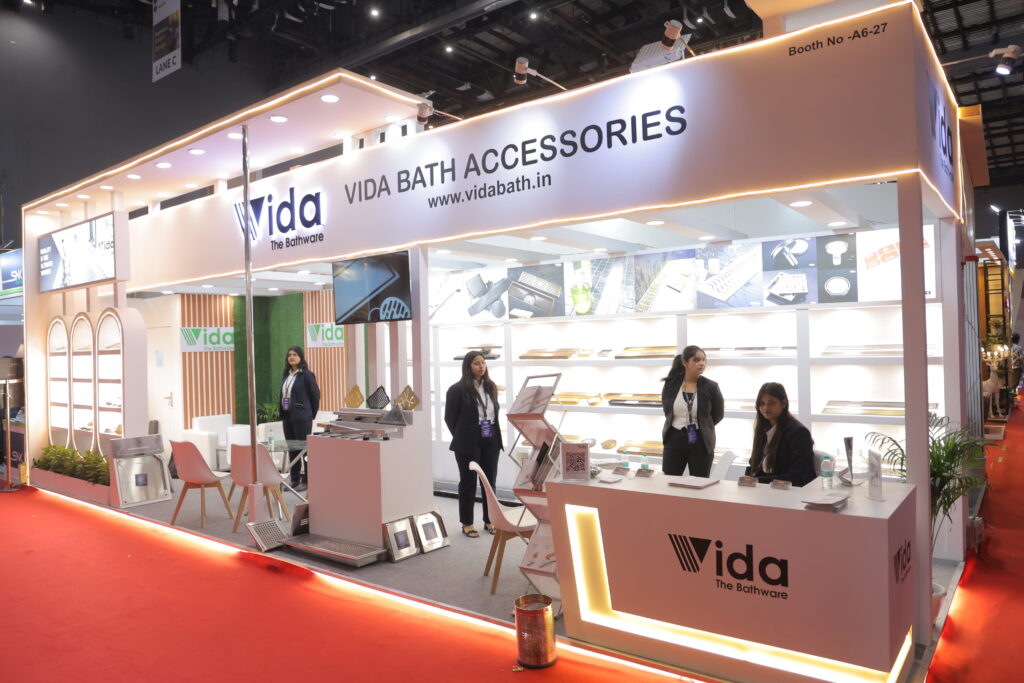 Exhibition stall design company in Delhi NCR creating a high-performance exhibition booth with modern branding and product display